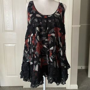 Free people floral / lace tunic